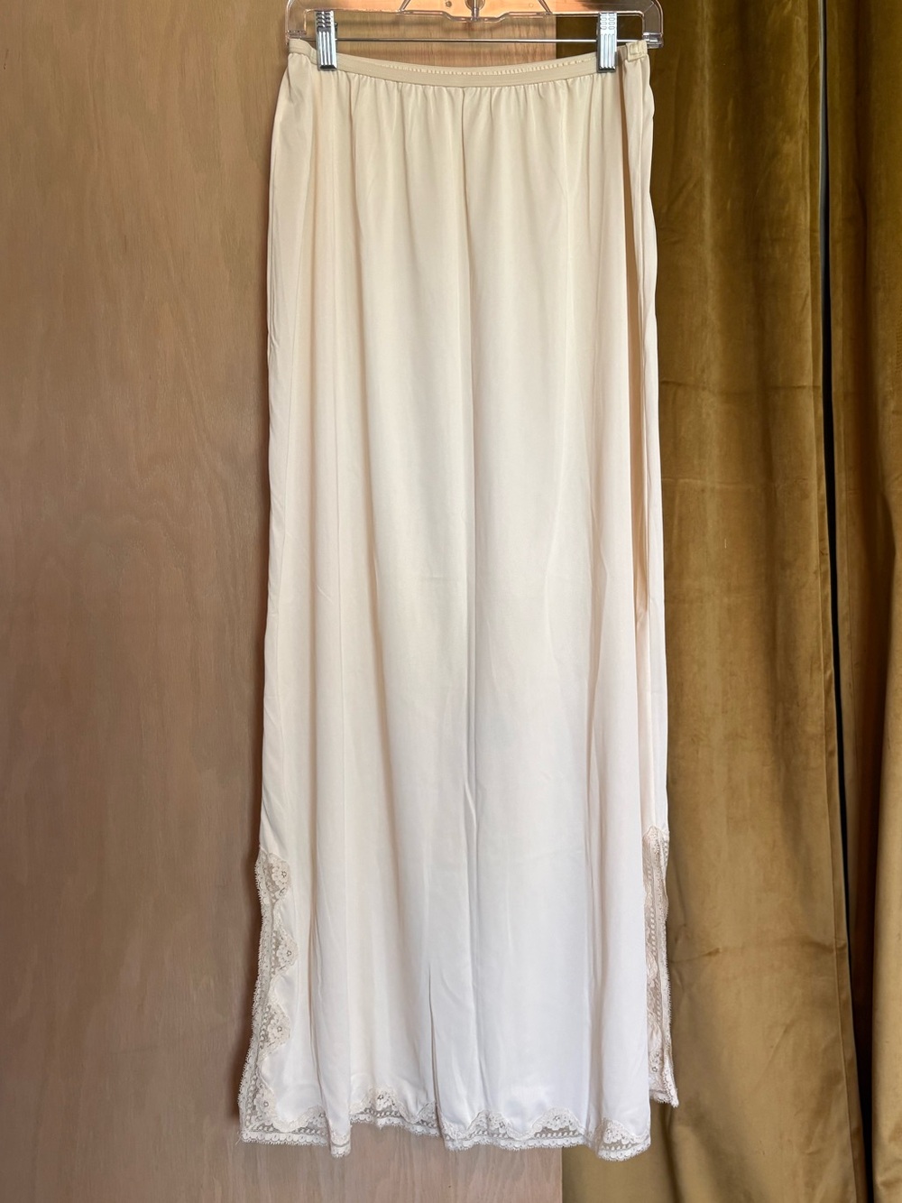 Vintage Cream Lace-Trim Half Slip Skirt